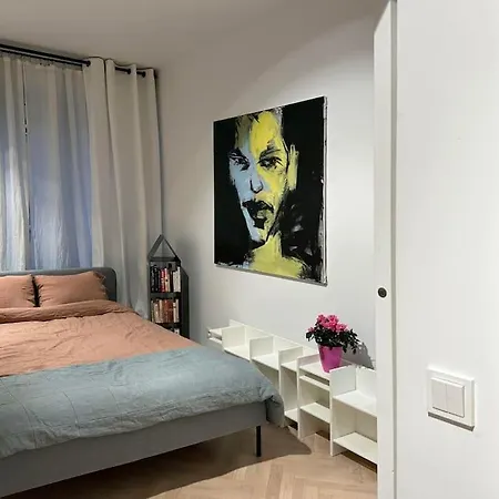 Art & Design 3 In Center Apartman